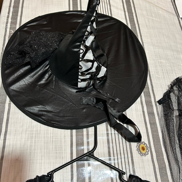 California Costumes Sexy Witch Costume - Picture 4 of 7